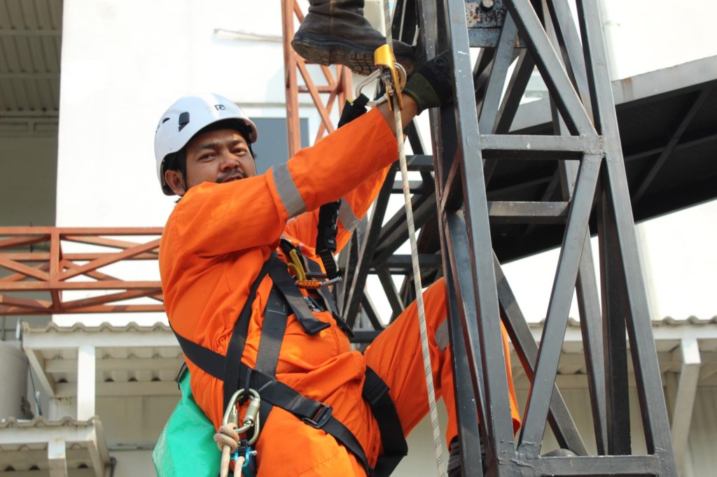 Pelatihan Tenaga Kerja Bangunan Tinggi TKBT 2